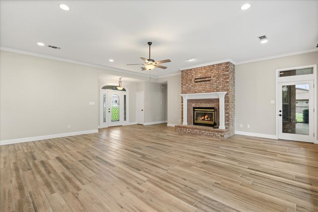 9616 Air Park Drive, Granbury, TX 76049