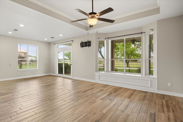 9616 Air Park Drive, Granbury, TX 76049