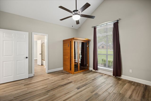 9616 Air Park Drive, Granbury, TX 76049