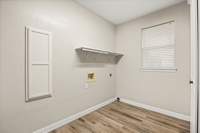 9616 Air Park Drive, Granbury, TX 76049