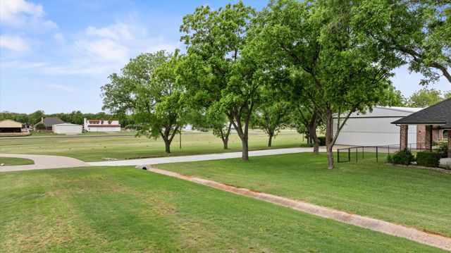 9616 Air Park Drive, Granbury, TX 76049