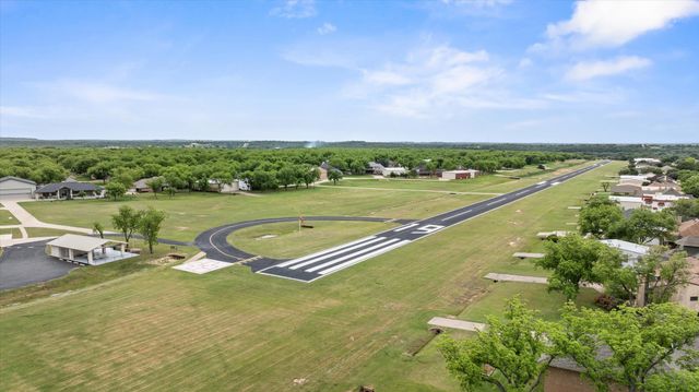 9616 Air Park Drive, Granbury, TX 76049