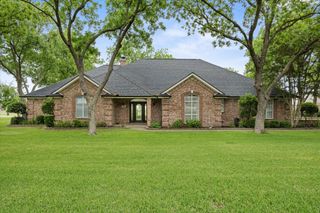 9616 Air Park Drive, Granbury, TX 76049