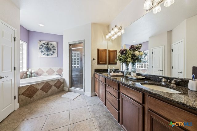 1511 Mount Bear, Canyon Lake, TX 78133