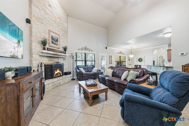 1511 Mount Bear, Canyon Lake, TX 78133