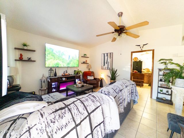 10745 GEMSTONE Street, El Paso, TX 79924