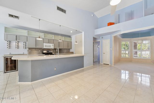 3301 E BEHREND Drive, Phoenix, AZ 85050
