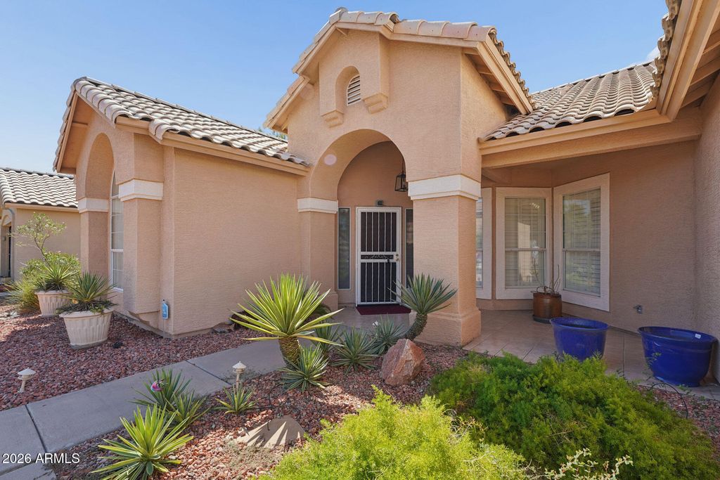 3301 E BEHREND Drive, Phoenix, AZ 85050 — photo 2