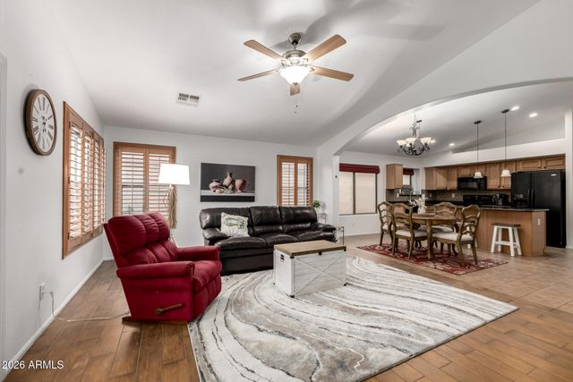 935 W GASCON Road, San Tan Valley, AZ 85143