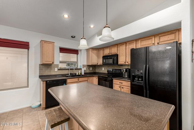 935 W GASCON Road, San Tan Valley, AZ 85143