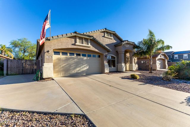 935 W GASCON Road, San Tan Valley, AZ 85143