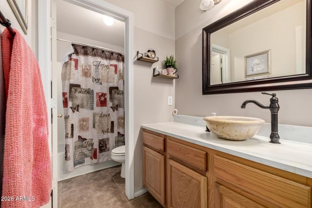 935 W GASCON Road, San Tan Valley, AZ 85143