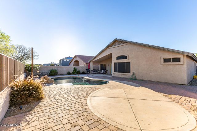 935 W GASCON Road, San Tan Valley, AZ 85143