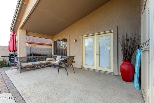 935 W GASCON Road, San Tan Valley, AZ 85143