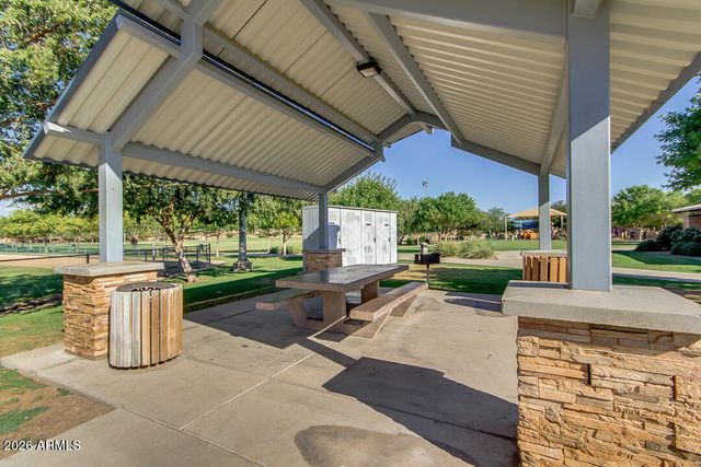 935 W GASCON Road, San Tan Valley, AZ 85143