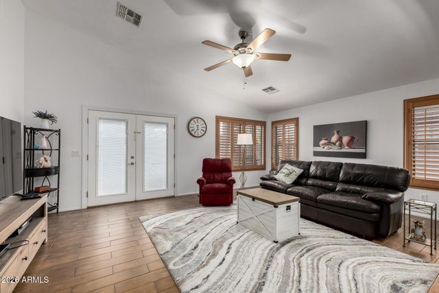 935 W GASCON Road, San Tan Valley, AZ 85143