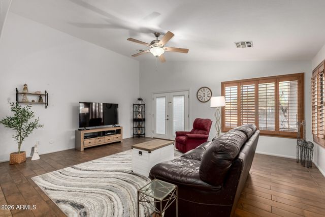 935 W GASCON Road, San Tan Valley, AZ 85143