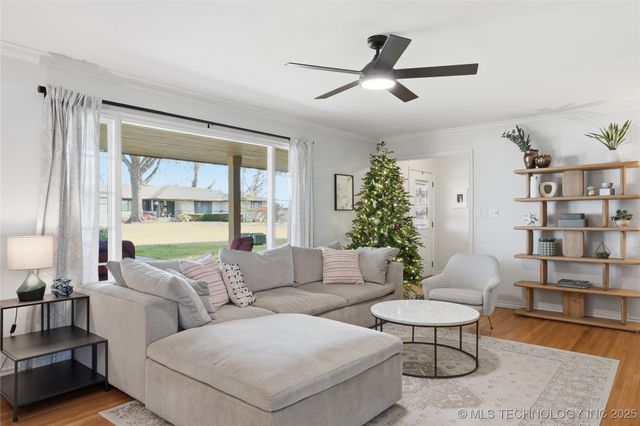 3464 S Gary Place, Tulsa, OK 74105