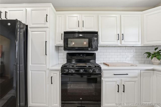 3464 S Gary Place, Tulsa, OK 74105