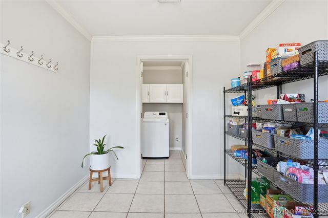 3464 S Gary Place, Tulsa, OK 74105