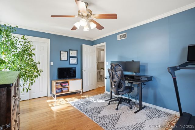 3464 S Gary Place, Tulsa, OK 74105