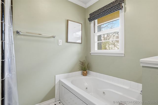 3464 S Gary Place, Tulsa, OK 74105