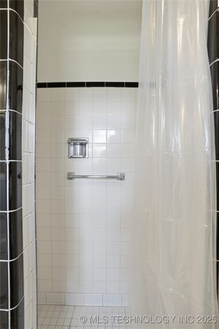 3464 S Gary Place, Tulsa, OK 74105