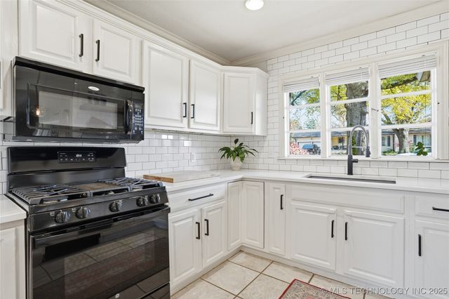 3464 S Gary Place, Tulsa, OK 74105