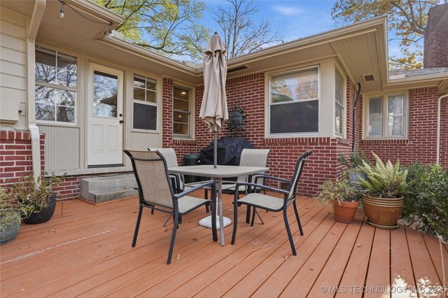 3464 S Gary Place, Tulsa, OK 74105