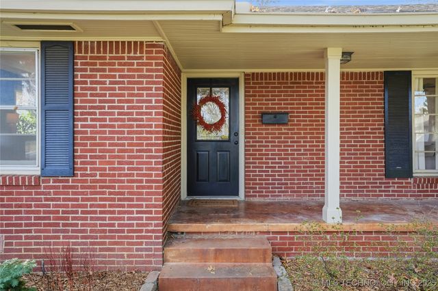 3464 S Gary Place, Tulsa, OK 74105