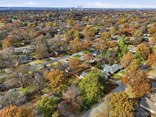 3464 S Gary Place, Tulsa, OK 74105