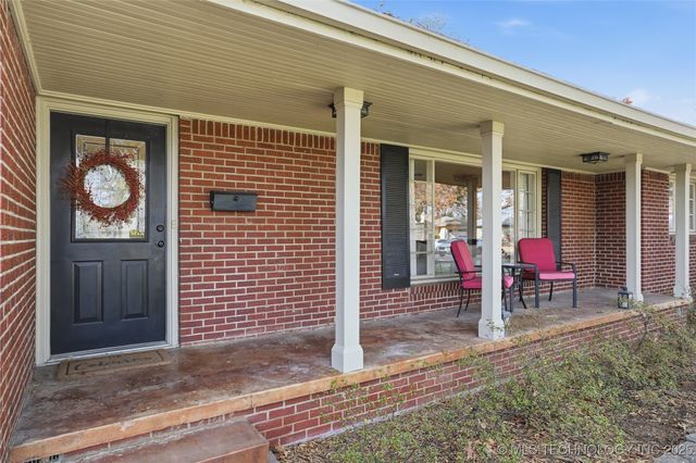 3464 S Gary Place, Tulsa, OK 74105