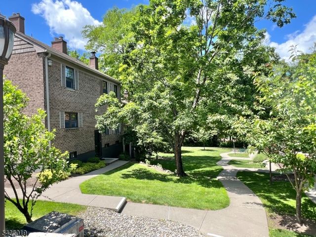 181 Long Hill Rd A7, Little Falls Twp., NJ 07424