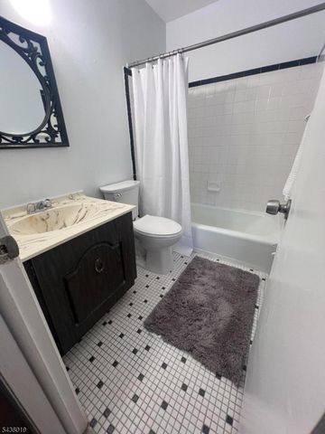 181 Long Hill Rd A7, Little Falls Twp., NJ 07424