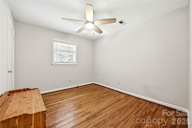 2308 Knickerbocker Drive, Charlotte, NC 28212