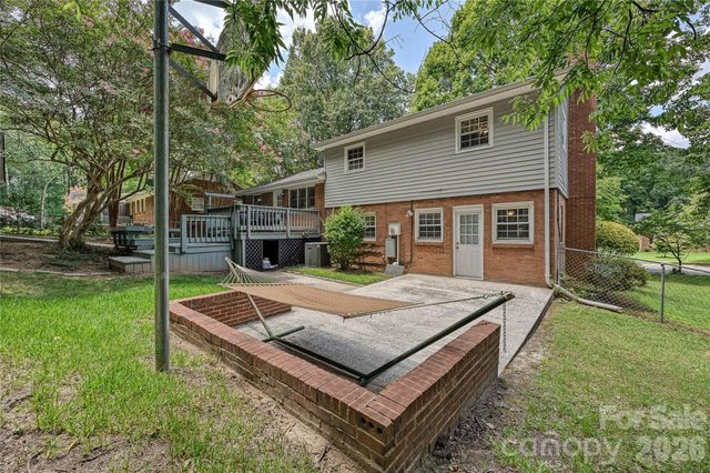 2308 Knickerbocker Drive, Charlotte, NC 28212