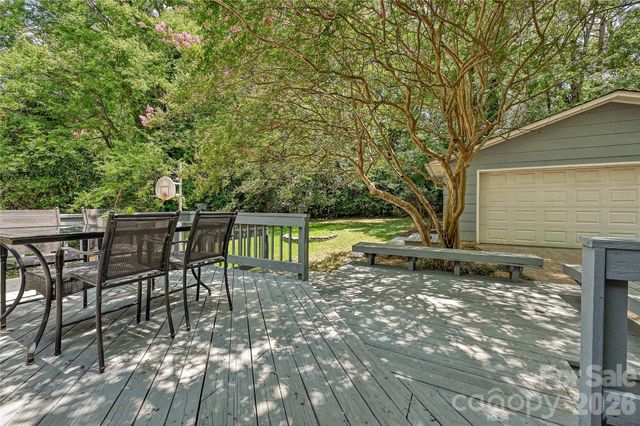 2308 Knickerbocker Drive, Charlotte, NC 28212