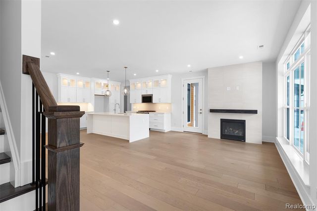 106 Apaloosa, Northville, MI 48167