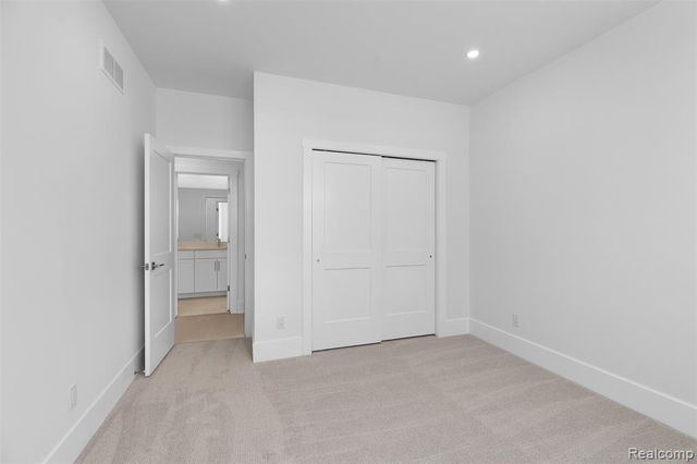 106 Apaloosa, Northville, MI 48167