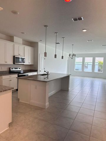 19044 BLUELEAF STREET, Orlando, FL 32827