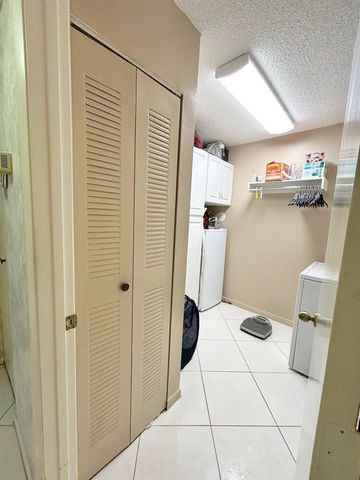 4725 Lucerne Lakes Boulevard E 314, Lake Worth, FL 33467