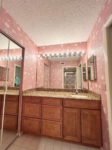 4725 Lucerne Lakes Boulevard E 314, Lake Worth, FL 33467