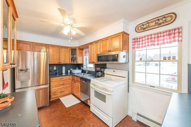 1452 Lincoln Ave, Pompton Lakes Boro, NJ 07442