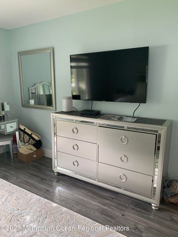 28 Dwight Drive, Ocean Twp, NJ 07712