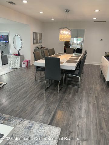 28 Dwight Drive, Ocean Twp, NJ 07712