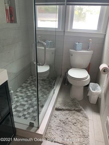 28 Dwight Drive, Ocean Twp, NJ 07712