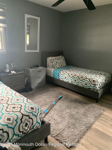 28 Dwight Drive, Ocean Twp, NJ 07712