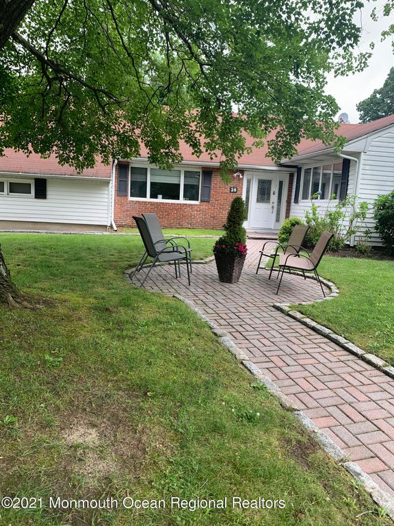 28 Dwight Drive, Ocean Twp, NJ 07712