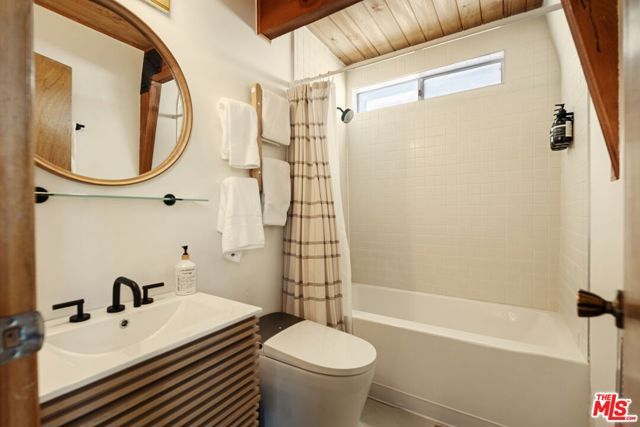 43527 Shasta Road, Big Bear City, CA 92315