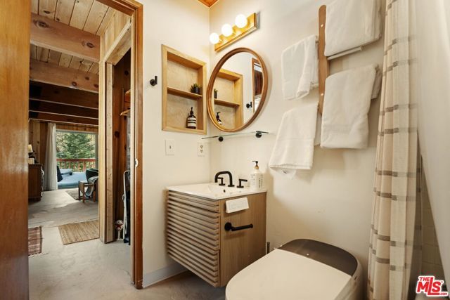 43527 Shasta Road, Big Bear City, CA 92315